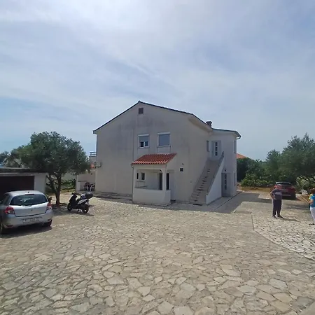 House Nena Гостевой дом Крк