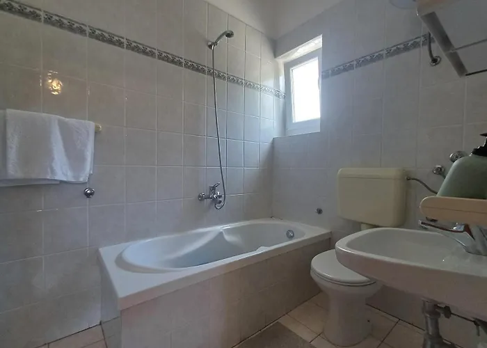 House Nena Krk Town